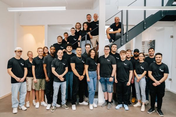 Experten für Apple-basierte Praxissoftware (Demo) Das Team von System-helden: Ihre Experten für Apple-basierte Praxissoftware und IT-Lösungen für Arztpraxen und Kliniken.